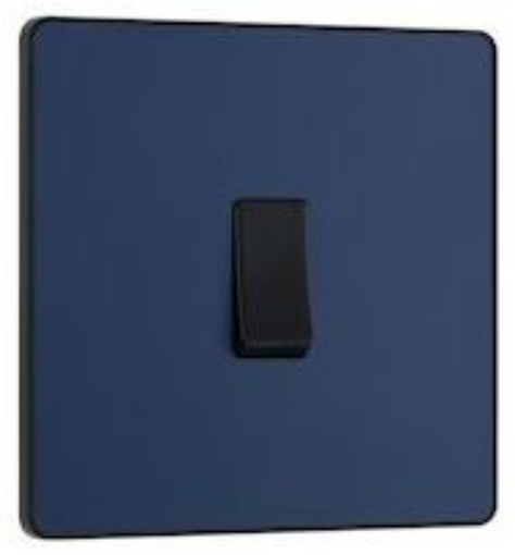 Picture of BG Evolve 20A 16AX 1 Gang Intermediate Switch Matt Blue