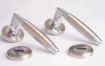 Picture of Sonnato Navona Satin Chrome Lockset Incl Handles, Lock & 2 Hinges